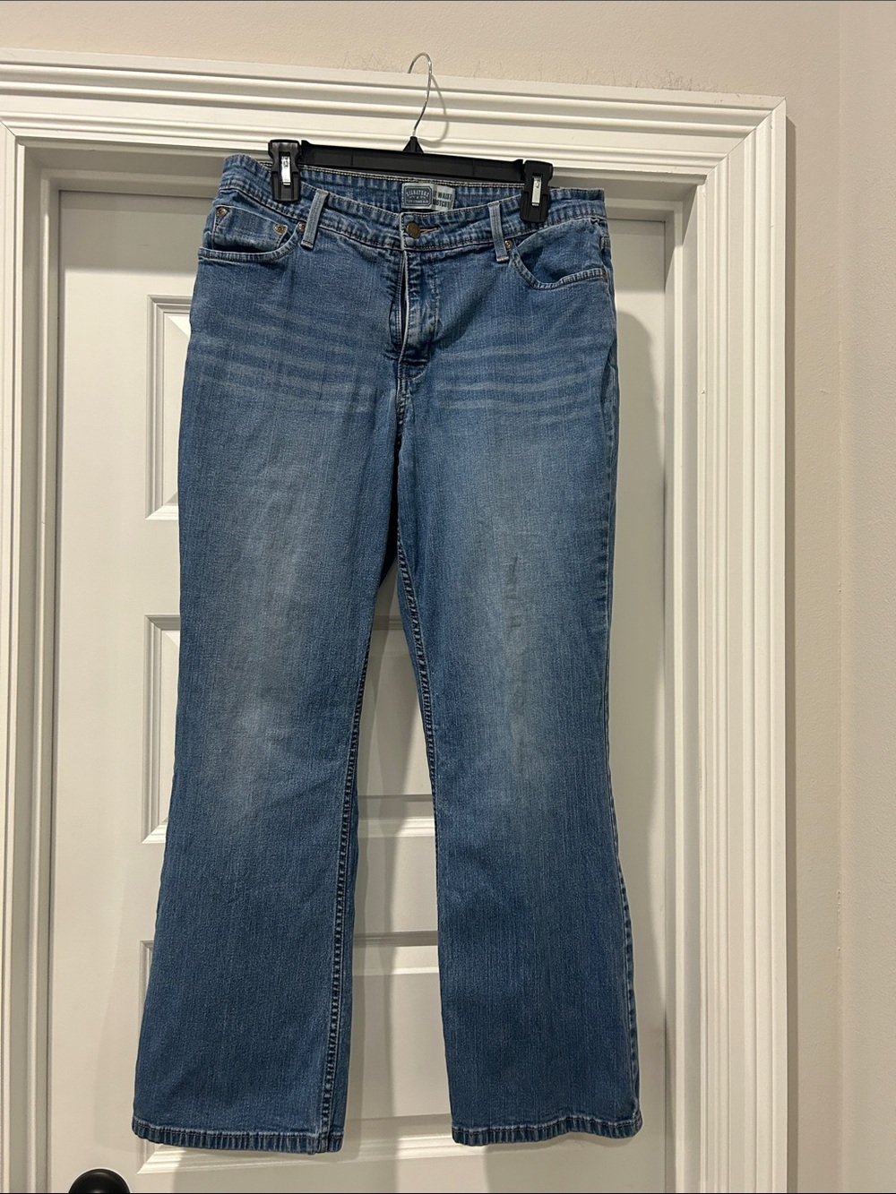 Levi's Women's Medium Blue Bootcut Jeans
